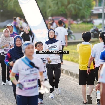 Runner Photo 7940710