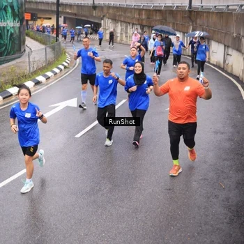 Runner Photo 7940715