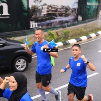 Runner Photo 7940772