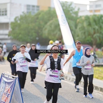 Runner Photo 7940779