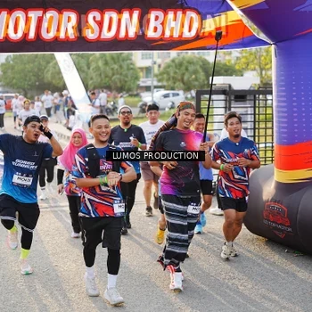 Runner Photo 7940781