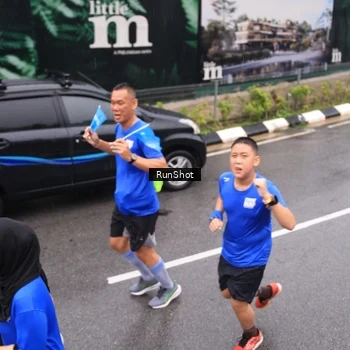 Runner Photo 7940782