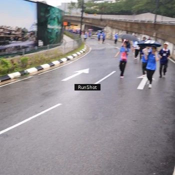 Runner Photo 7940793