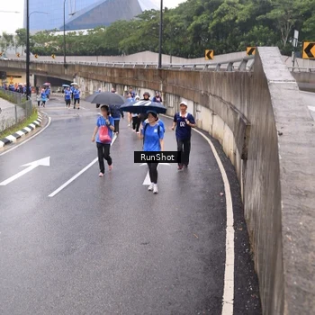 Runner Photo 7940810
