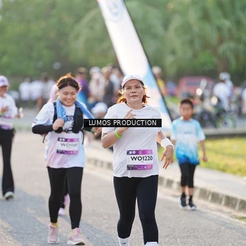 Runner Photo 7940840