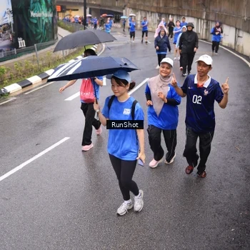 Runner Photo 7940850