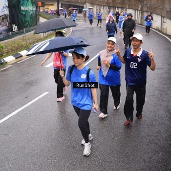 Runner Photo 7940853