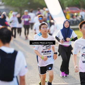 Runner Photo 7940858