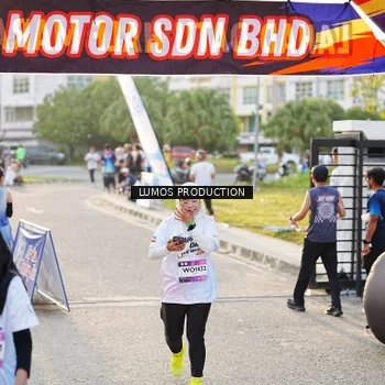Runner Photo 7940861