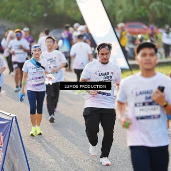 Runner Photo 7940867