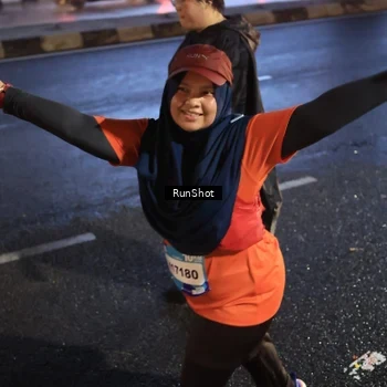 Runner Photo 7940868