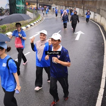Runner Photo 7940869