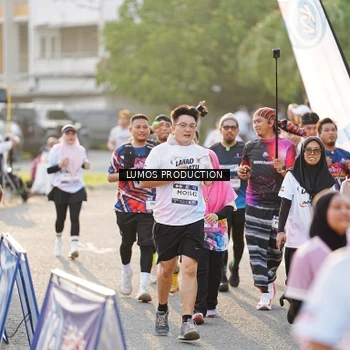 Runner Photo 7940872