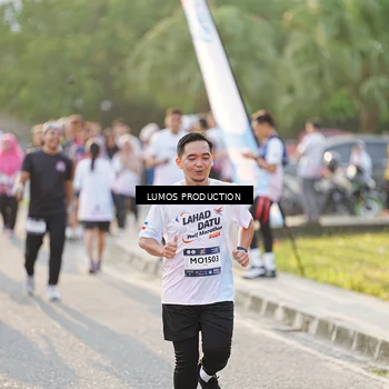 Runner Photo 7940876
