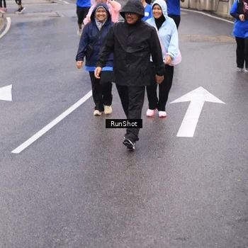 Runner Photo 7940885