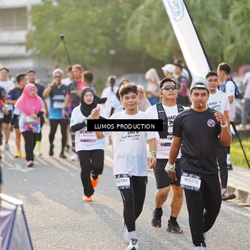 Runner Photo 7940887