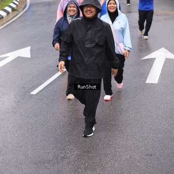 Runner Photo 7940888
