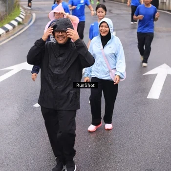 Runner Photo 7940901