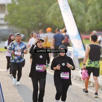 Runner Photo 7940906