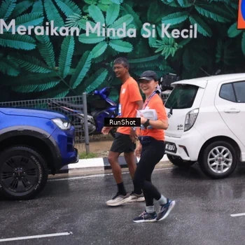 Runner Photo 7940910