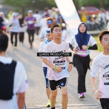 Runner Photo 7940915