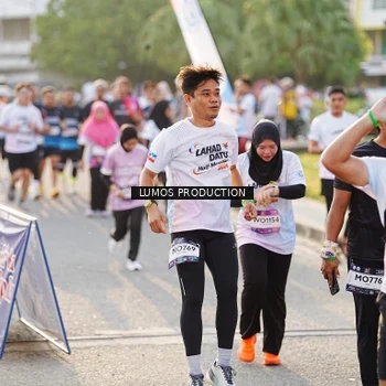 Runner Photo 7940917
