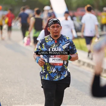 Runner Photo 7940923