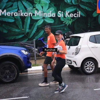 Runner Photo 7940926