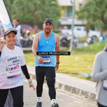 Runner Photo 7940943