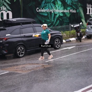 Runner Photo 7940990