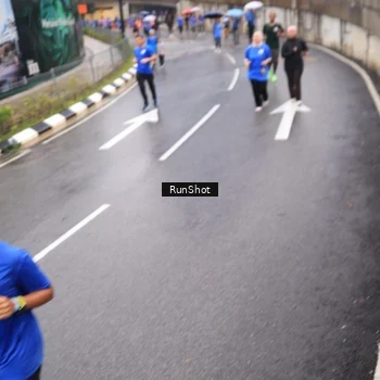 Runner Photo 7941003