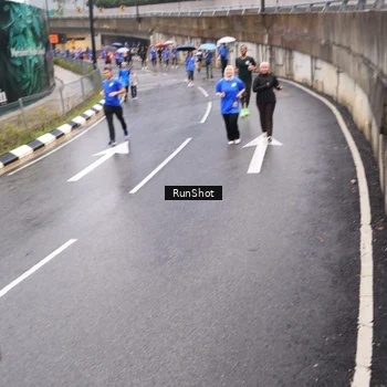 Runner Photo 7941005