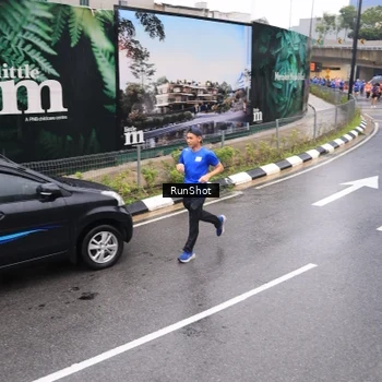 Runner Photo 7941027