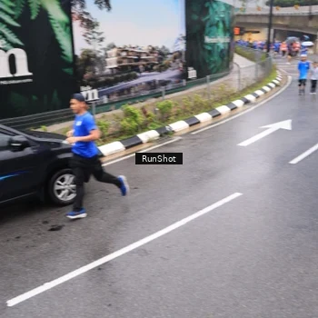 Runner Photo 7941032