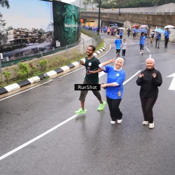 Runner Photo 7941051