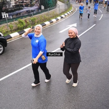 Runner Photo 7941057