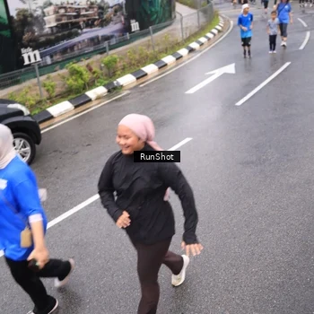 Runner Photo 7941061