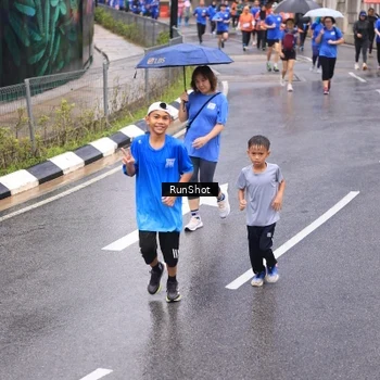 Runner Photo 7941072