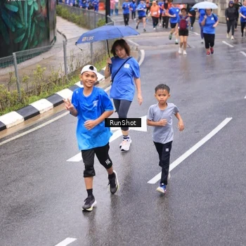 Runner Photo 7941076