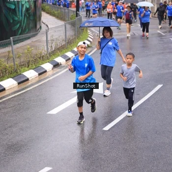 Runner Photo 7941079