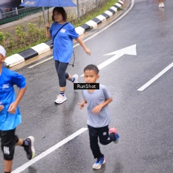 Runner Photo 7941090