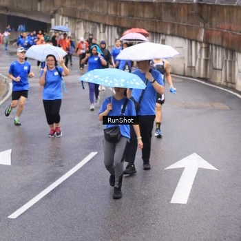 Runner Photo 7941097