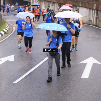 Runner Photo 7941100
