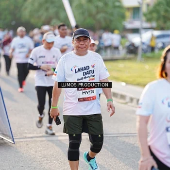 Runner Photo 7941101