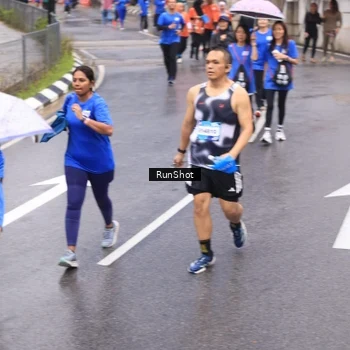 Runner Photo 7941132
