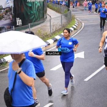 Runner Photo 7941137