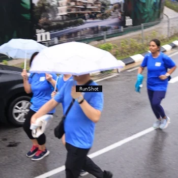 Runner Photo 7941140