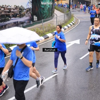 Runner Photo 7941143