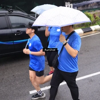 Runner Photo 7941150