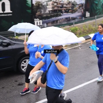 Runner Photo 7941157